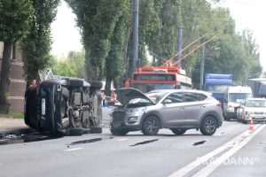 Стали известны подробности столкновения четырёх машин на Сормовском шоссе