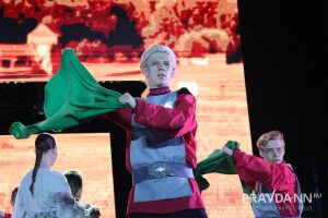 Александр Воложанин