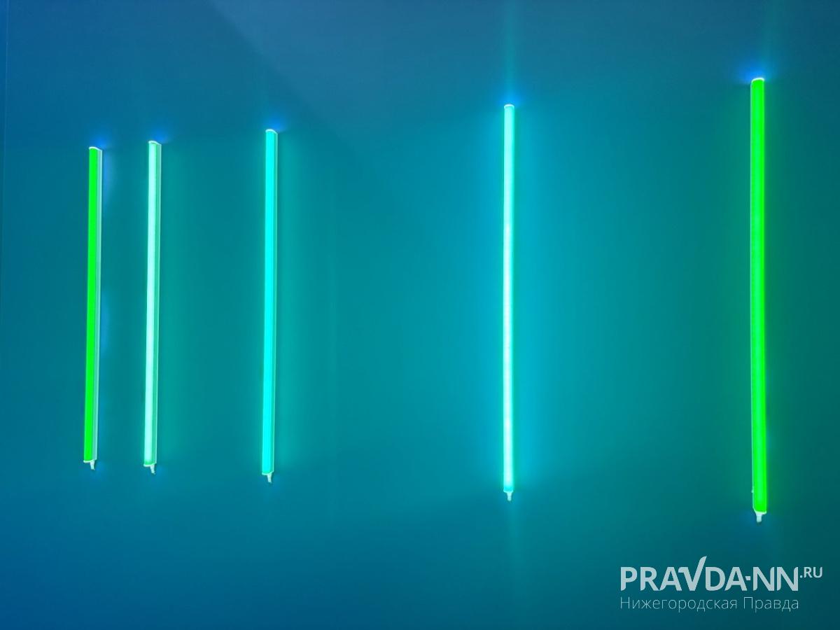 Работы художницы основаны на исследовании цветовой среды закрытых городов