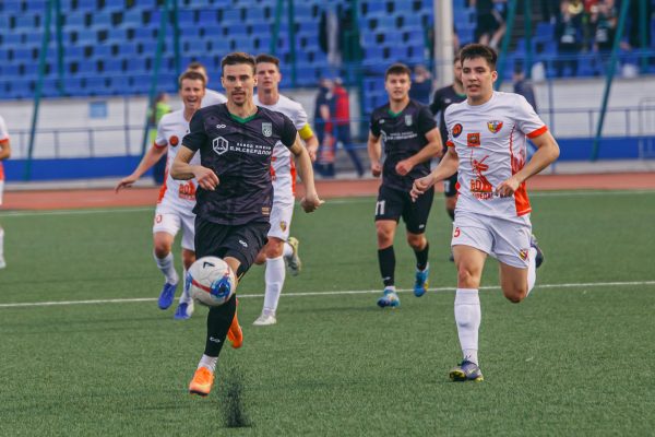 Футболисты дзержинского «Химика» одержали девятую победу подряд
