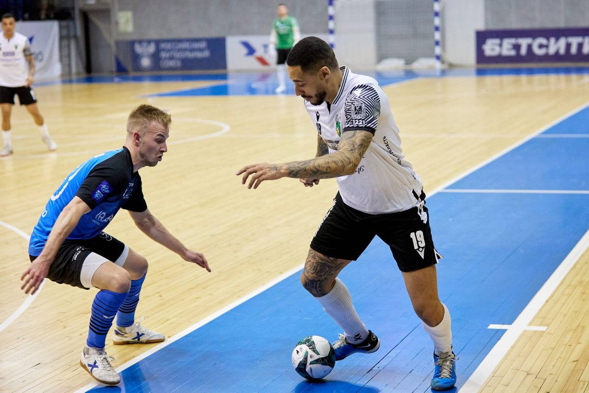 Футзалисты нижегородского «Торпедо» неудачно начали сезон в суперлиге