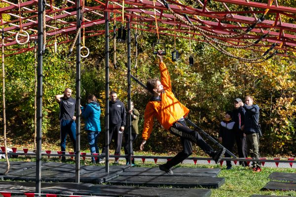 400 нижегородцев испытали свою выносливость в гонке с препятствиями «Авангард» 