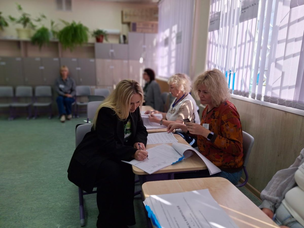 Председатель облизбиркома Маргарита Андреева проголосовала в Нижнем Новгороде