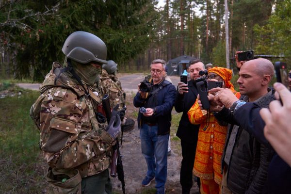 Иностранные журналисты посетили пункт отбора добровольцев в Нижнем Новгороде