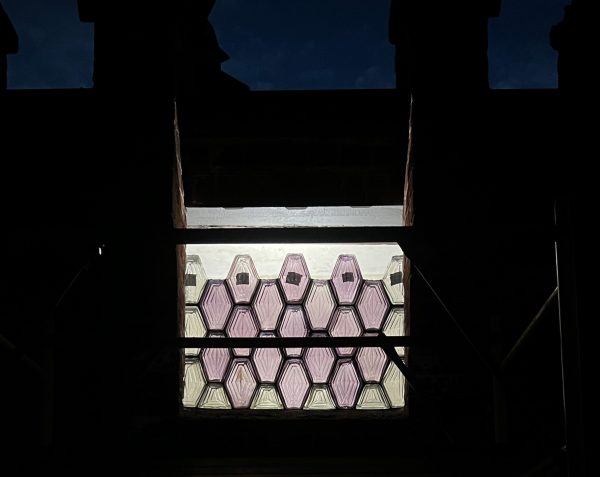 Второе окно из стеклянных кирпичей Фальконье воссоздали в Нижнем Новгороде