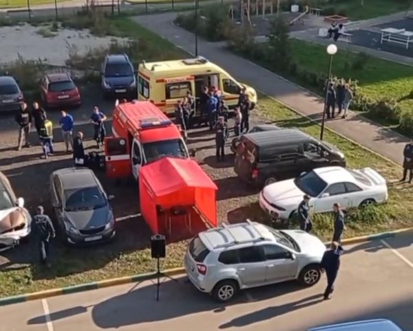 Нижегородцев попросили не паниковать из-за машин МЧС на улице Украинской