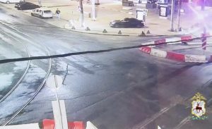 18-летний нетрезвый водитель въехал в клумбу в центре Нижнего Новгорода