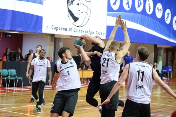 На турнире в Саратове БК «Пари НН» остался без наград