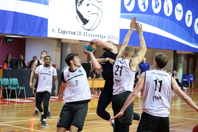 На турнире в Саратове БК «Пари НН» остался без наград