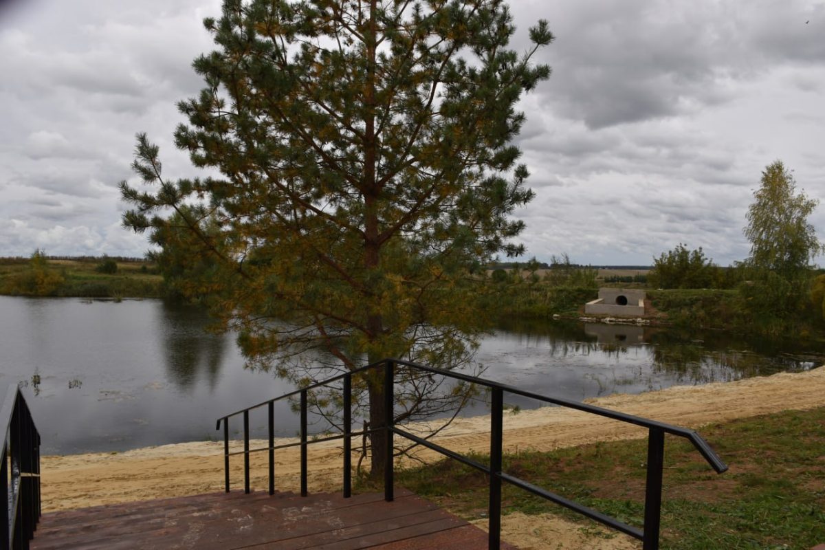 В Ардатове по нацпроекту Техникумовский пруд благоустроили для семейного отдыха