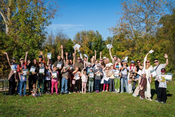 Более 150 человек провели Семейный день здоровья в Артемовских лугах