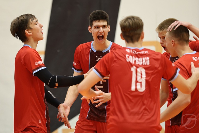 «Горький‑2» завоевал бронзу на волейбольном турнире «Нижний 804»