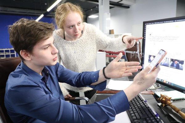 «Завтраками кормят только»: почему нижегородцы месяцами ждут подключения Wi-Fi