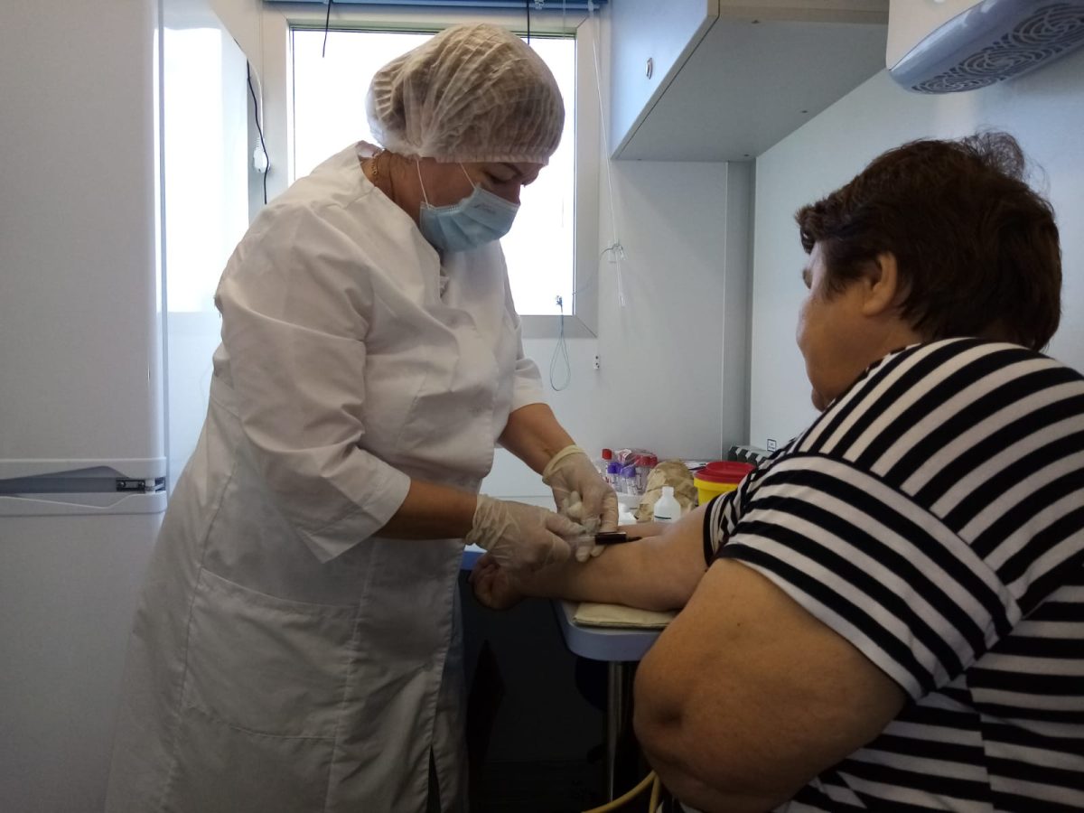 Пять мобильных ФАПов обслуживают отдаленные населенные пункты региона