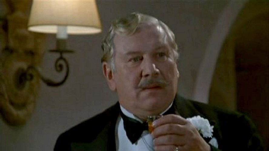 Питер Устинов - один из лучших Пуаро