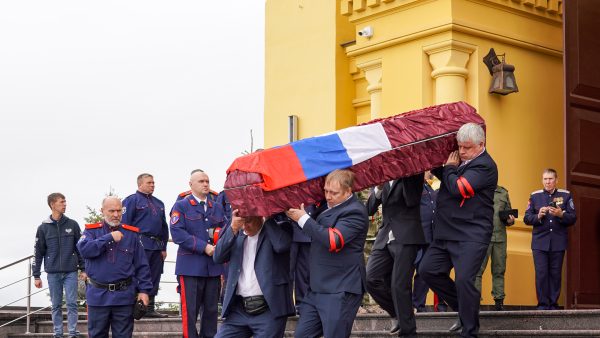 В Нижнем Новгороде простились с атаманом Алексеем Дундуковым