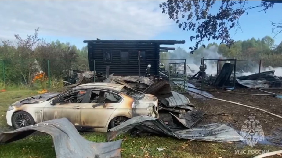 Два человека погибли на пожаре в Воскресенском округе