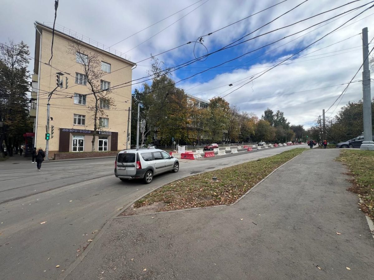Сняты ограничения для движения транспорта на участке улицы Ошарской от ул. Белинского до ул. Невзоровых в Нижнем Новгороде