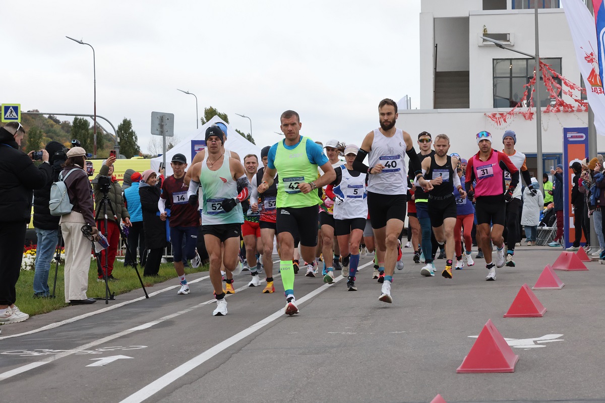 Александр Воложанин
