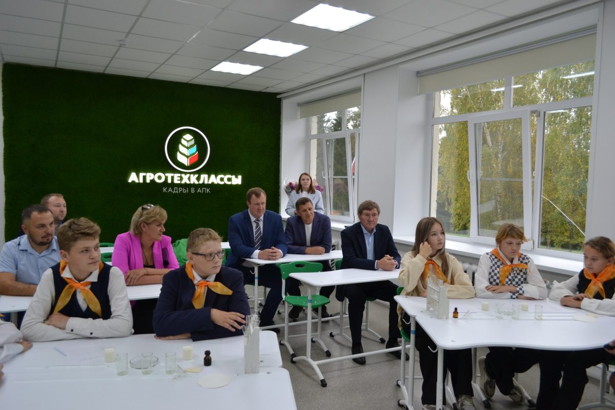 12 новых агротехнологических классов открылись в школах Нижегородской области