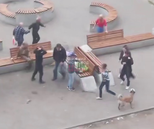 Массовая драка произошла в центре Кстова