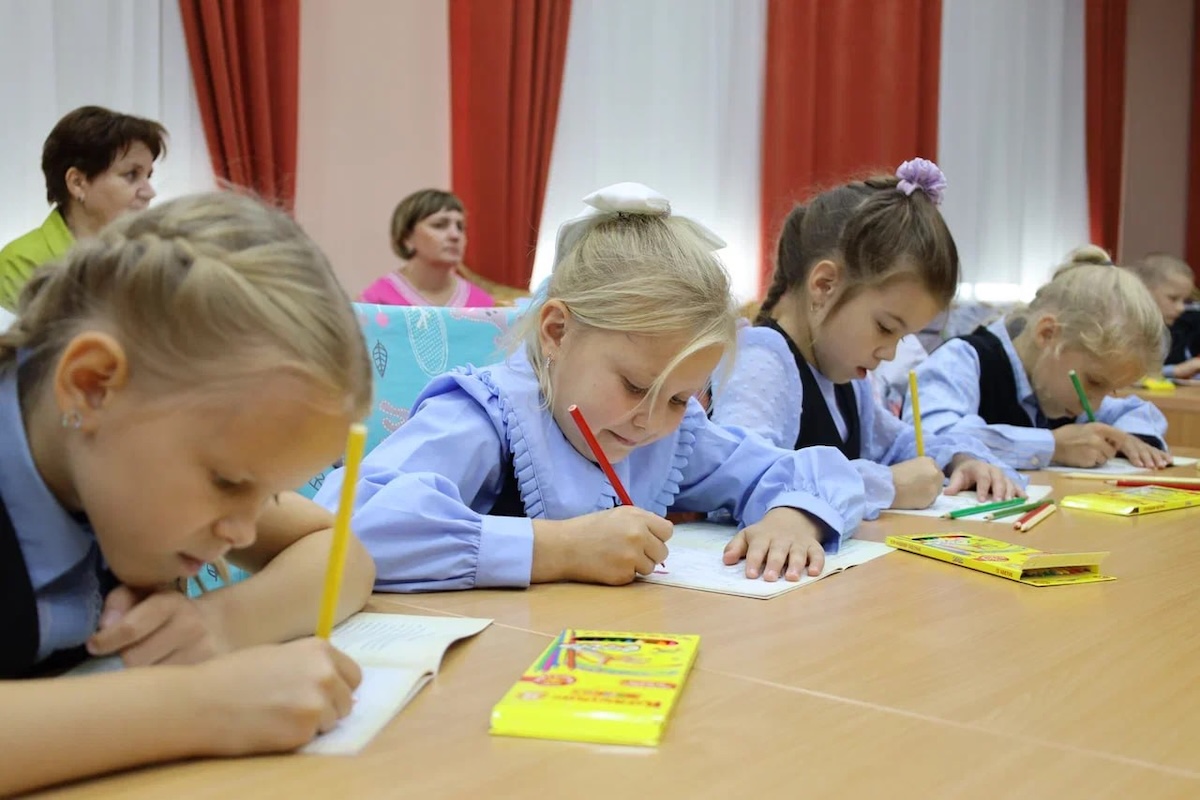 В Семенове выпустили книжку-раскраску «Раскрась историю Победы!»