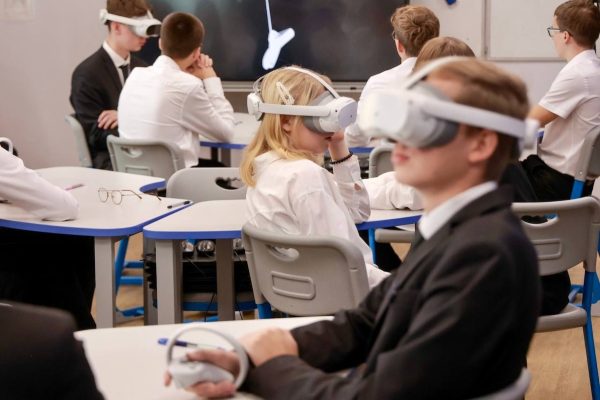 VR-экскурсии по Нижнему Новгороду и Сухуму стали доступны для школьников