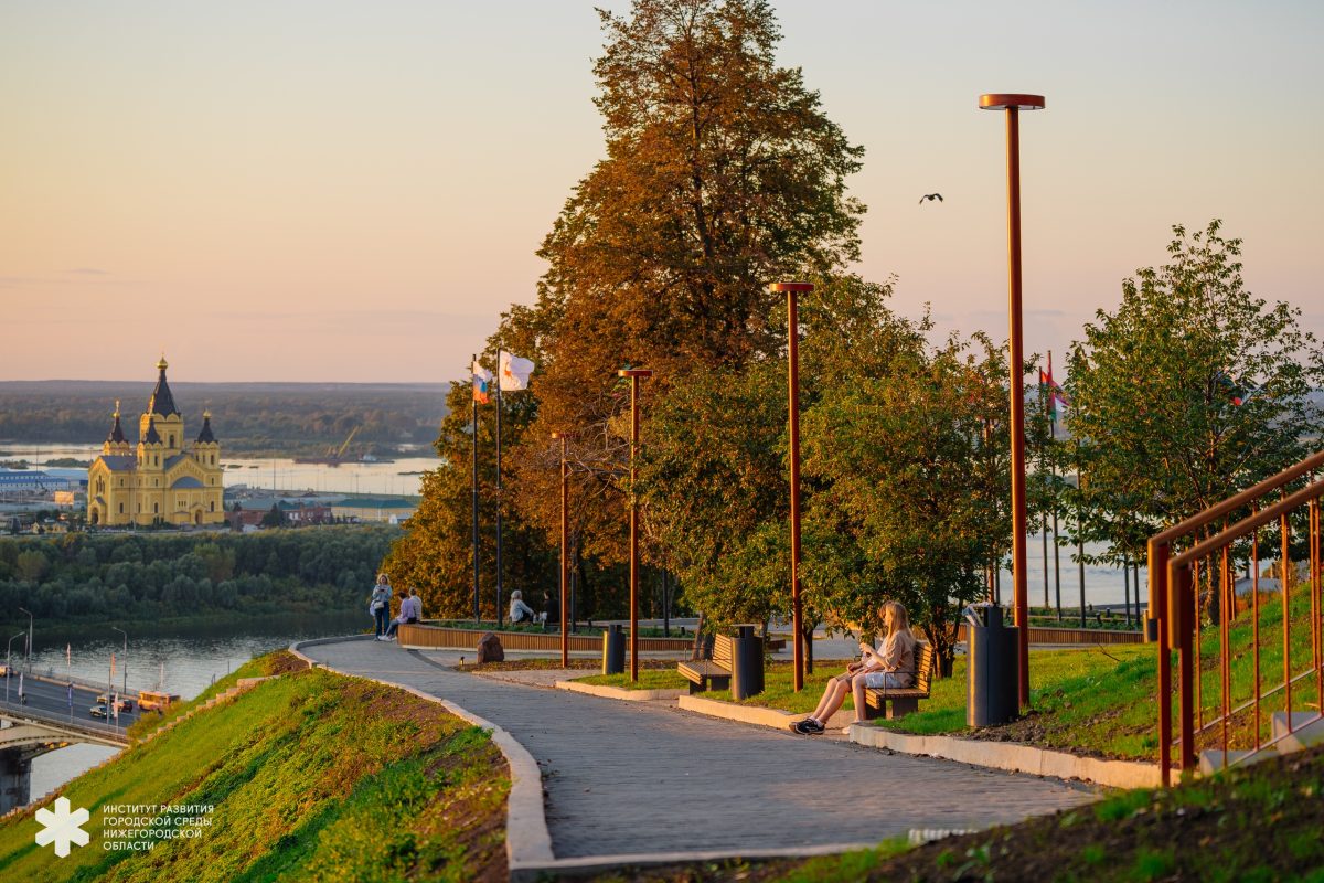 Аллею дружбы в Нижнем Новгороде привели в порядок