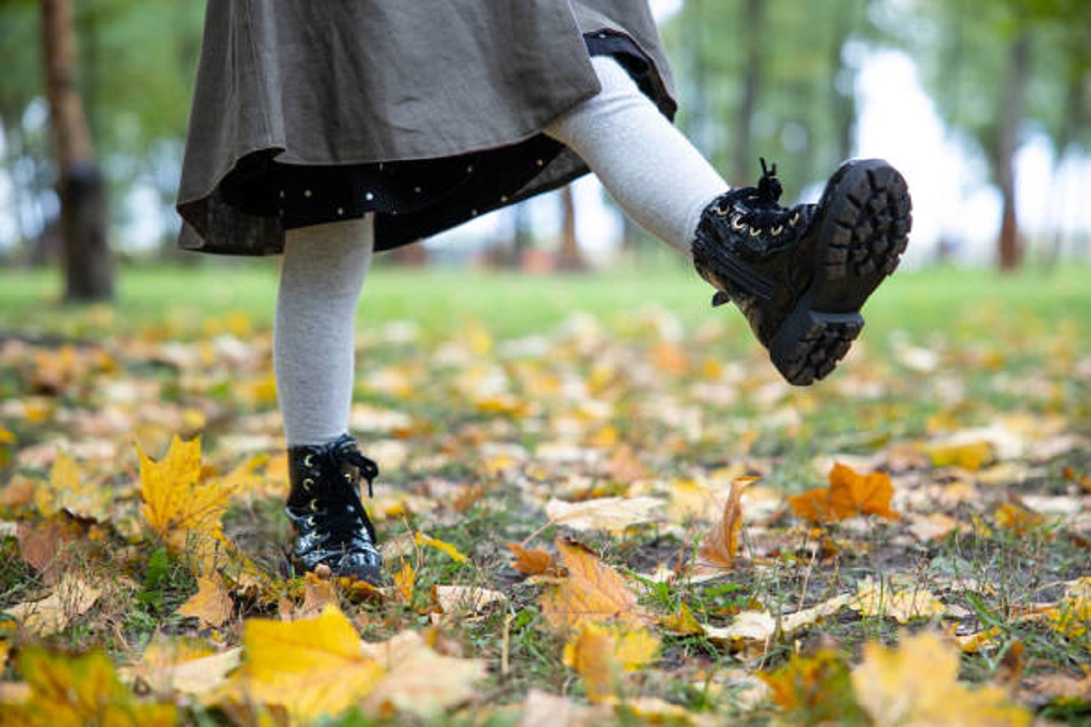 Подолог Павлова разъяснила, почему важно переобуваться в осенне-зимний период