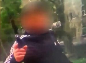 «Ну взял я деньги, ну и чё?»: мужчина с пистолетом напал на водителя автобуса в Нижнем Новгороде