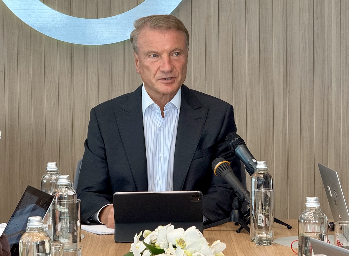 Греф рассказал об оплате биометрией в Сбербанке