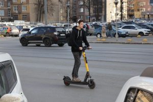 Число аварий с электросамокатами снизилось в Нижегородской области этим&nbsp;летом