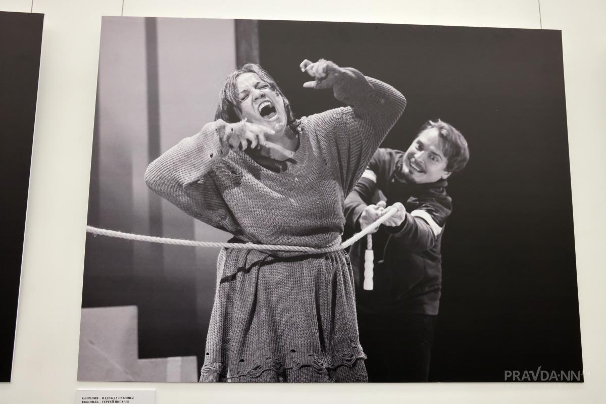 Выставка Алика Якубовича «Город оперы и балета»