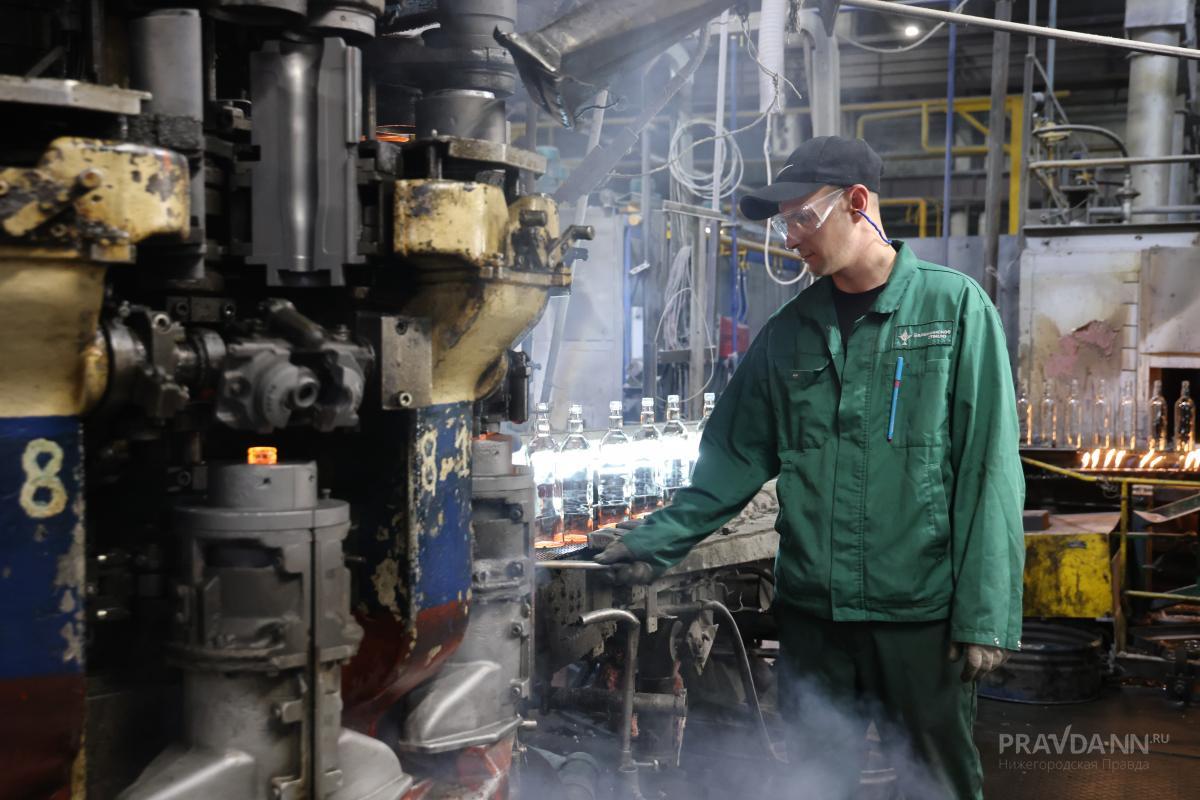 До 300 тысяч рублей может заработать упаковщик конфет в Нижегородской области