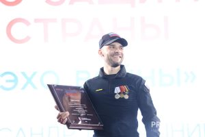 Александр Воложанин