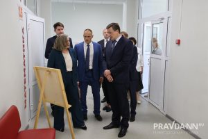 Александр Воложанин