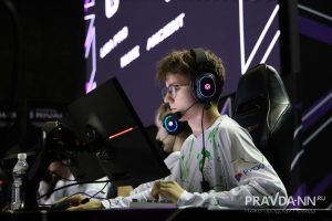 Александр Воложанин