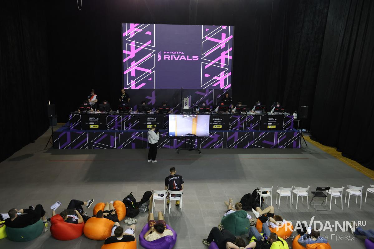 Александр Воложанин