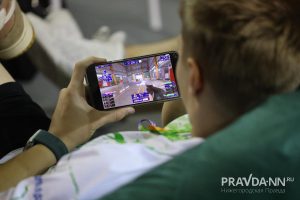 Александр Воложанин