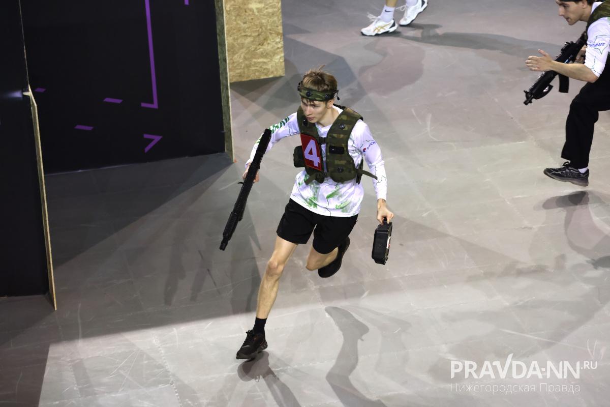 Александр Воложанин