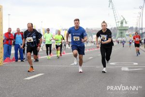 Александр Воложанин