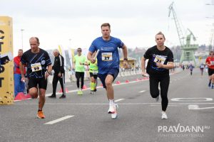 Александр Воложанин