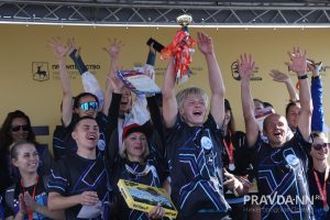 Александр Воложанин