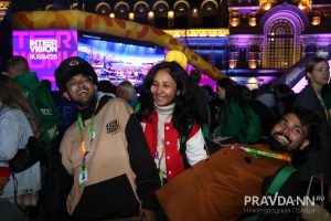 Александр Воложанин