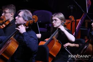 Александр Воложанин