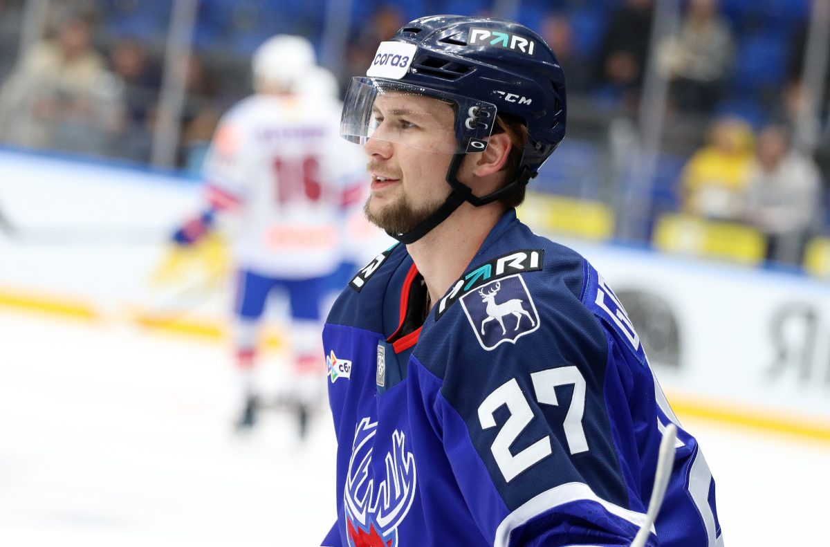 Сергей Гончарук признан лучшим нападающим игровой недели КХЛ