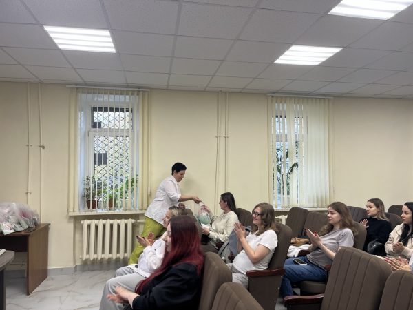 В областном центре охраны здоровья семьи отметили Всероссийский день беременных