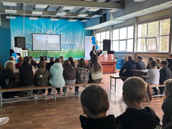 Более 350 детей из ДНР приняли участие в проекте «Дом на каникулах»