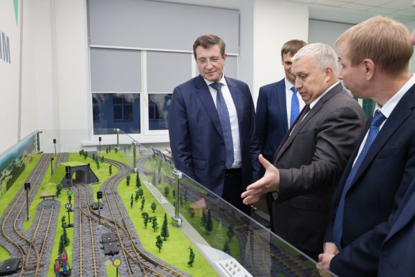 Глеб Никитин и Сергей Дорофеевский осмотрели новый образовательный кластер