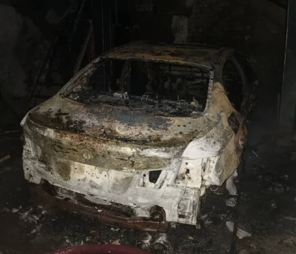 Возгорание гаража произошло на улице Коммунистической в Борском районе